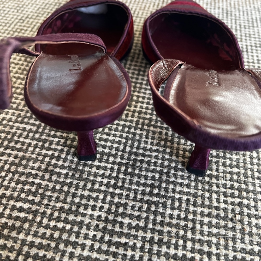 Elegant L.K. Bennett Burgundy Velvet Slingback Heels - Picture 4 of 8